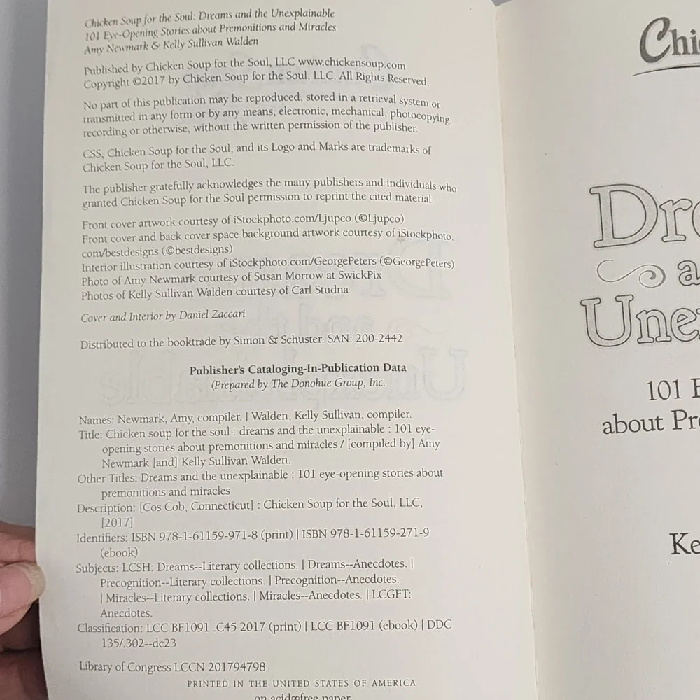 Chicken Soup for the Soul Dreams and the Unexplainable Paperback Unisex
